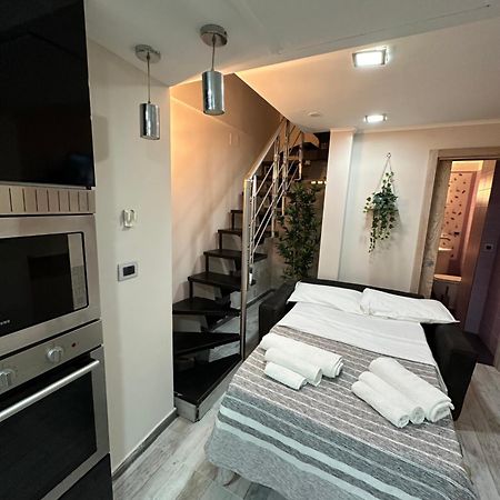 Fox Holiday Home In The Port Neapel Exterior foto